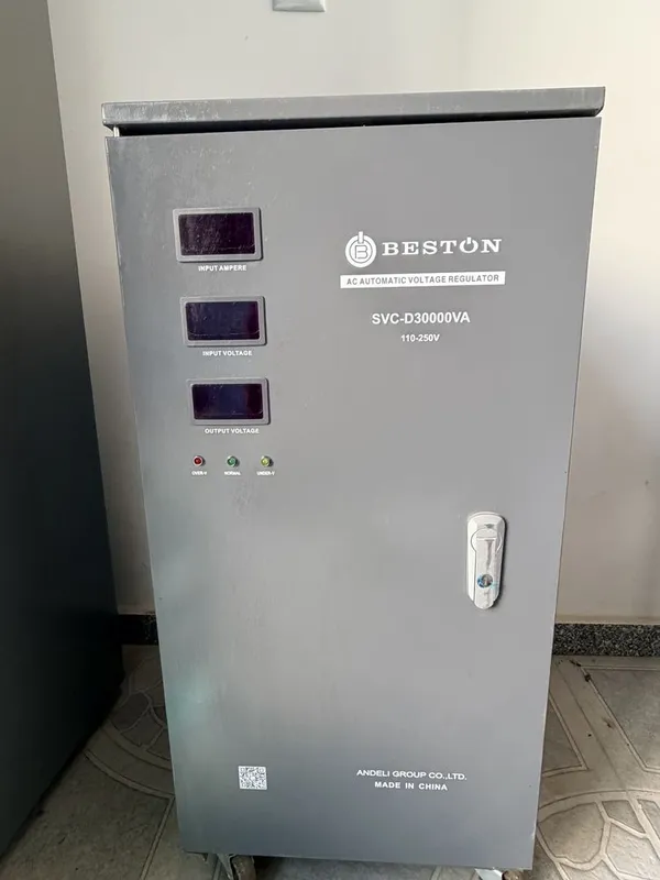 Стабилизатор Beston SVC-D30000VA 110-250V