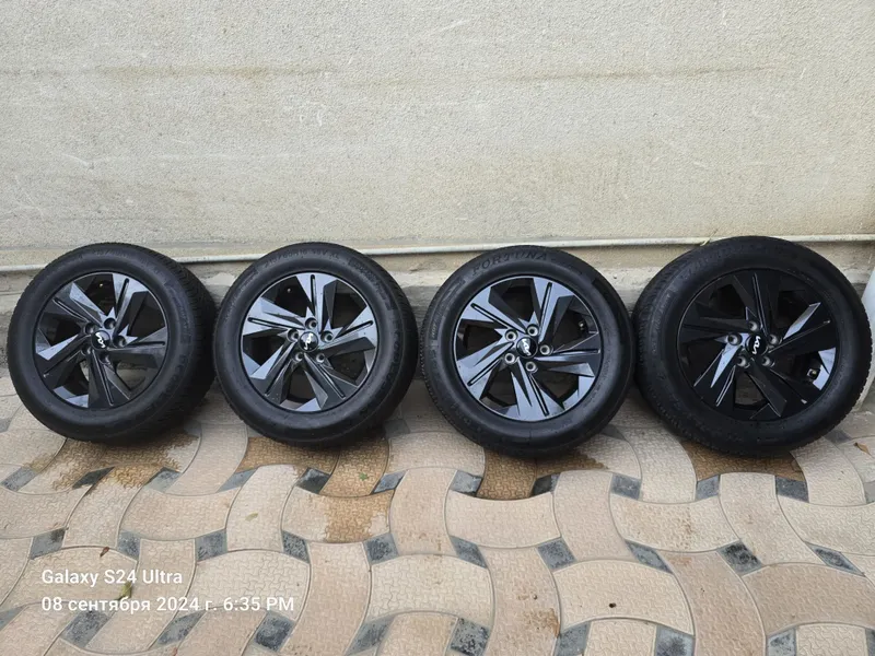Hyundai elantra R16 диска балон