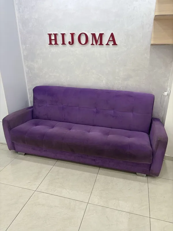 Divan sotiladi srochna joy boshatishga 2 Divan sotiladi srochna joy boshatishga 2