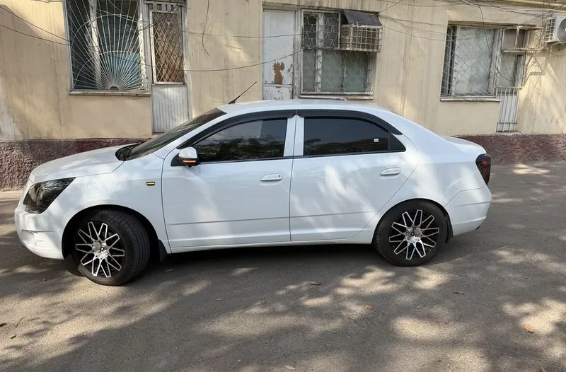 Продам Cobalt 2020 года, автоматическая коробка передач 2 Продам Cobalt 2020 года, автоматическая коробка передач 2