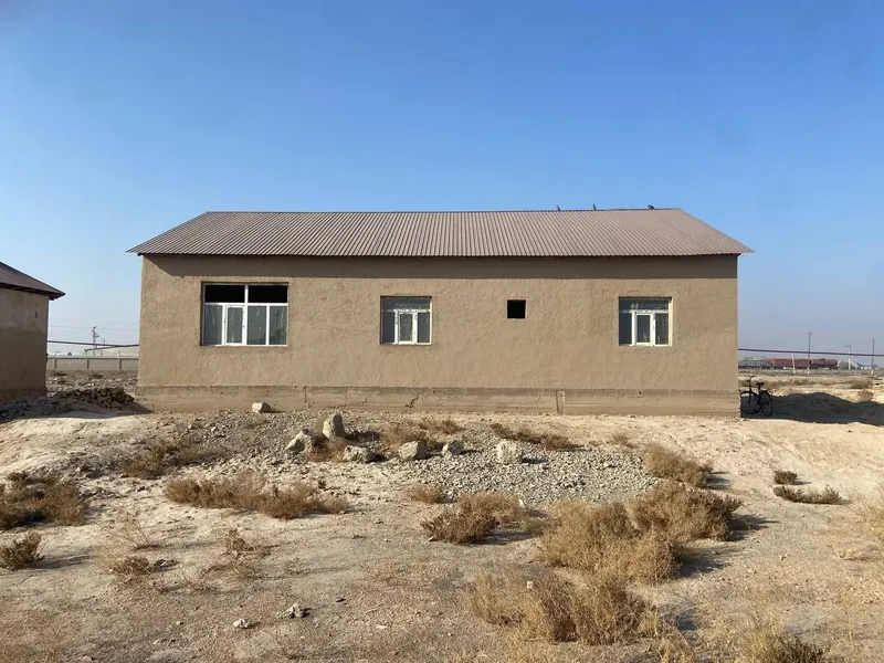 Уй сатылады адрес такыятас районы таза Беруний мектеп артындағы коше — фото 3