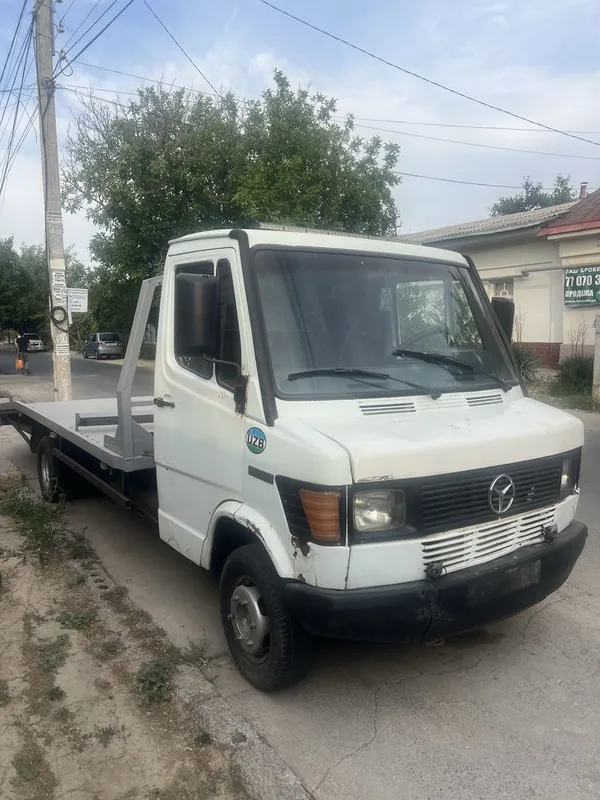 Evakuvator sotiladi mers baklashka tayor yurip turgan m 4 Evakuvator sotiladi mers baklashka tayor yurip turgan m 4