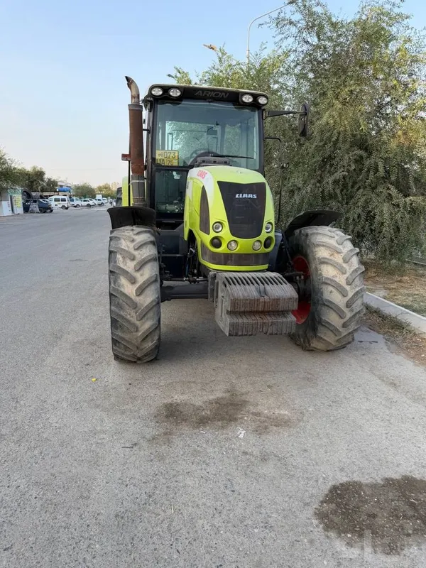 Трактор Claas Arion 630 C с автопилотом 1 Трактор Claas Arion 630 C с автопилотом 1