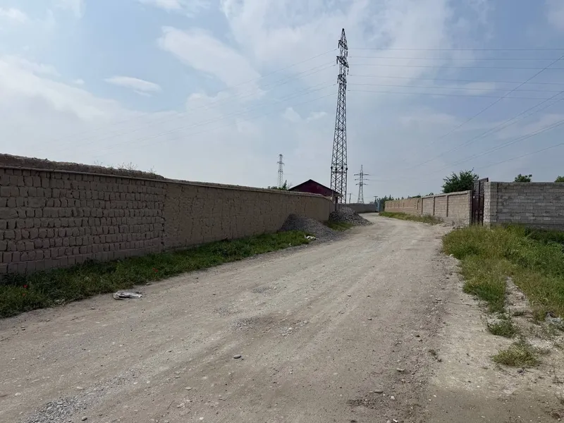 Ер участок сотилади яхши жойда газ сув свет проблема эмас ктта йулда