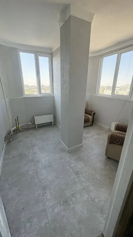 5 xonali kvartira, 82 m2, Yakkasaroy 4