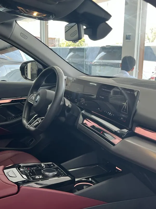 Bmw i5 Elektor. 5 Bmw i5 Elektor. 5