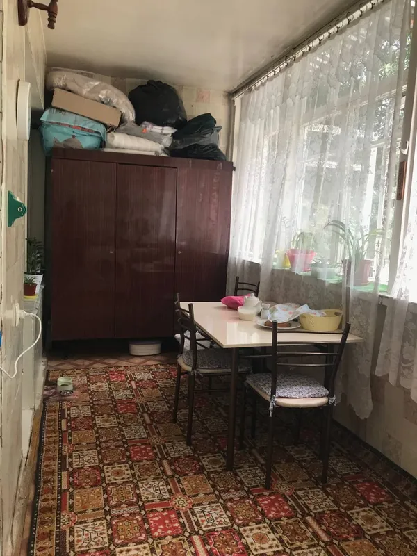 ПРОДАМ СВОЮ КВАРТИРУ 4х комнат 6