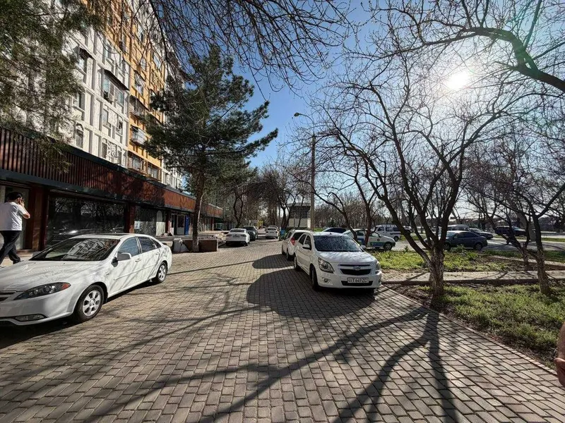 Продается Нежилой помещения Таможный перекресток, улица Бунёдкор — фото 1