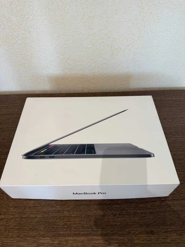 MacBook Pro 13 (A1989 | i5 | 8GB | 256GB SSD | Touch Bar )