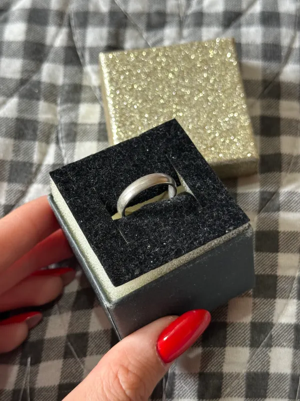 Серебряное кольцо, 3 грамма 5 Серебряное кольцо, 3 грамма 5