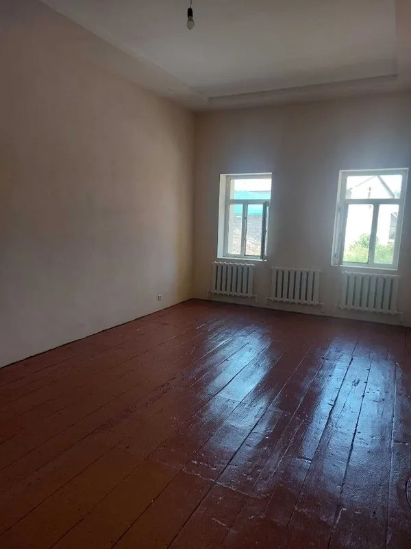 200 m² maydonga ega noturar joy ijaraga beriladi. 3 200 m² maydonga ega noturar joy ijaraga beriladi. 3