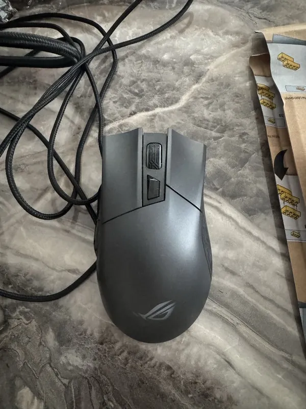Игровой набор: микрофон HyperX + клавиатура ROG + мышь ROG 3 Игровой набор: микрофон HyperX + клавиатура ROG + мышь ROG 3