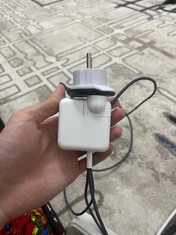Зарядное устройство для MacBook