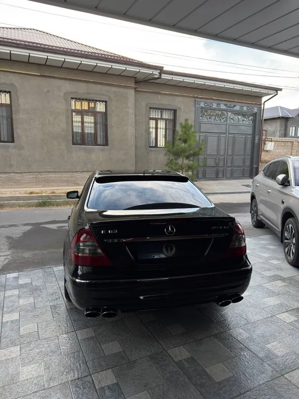 Mercedes-benz w211 e320 2