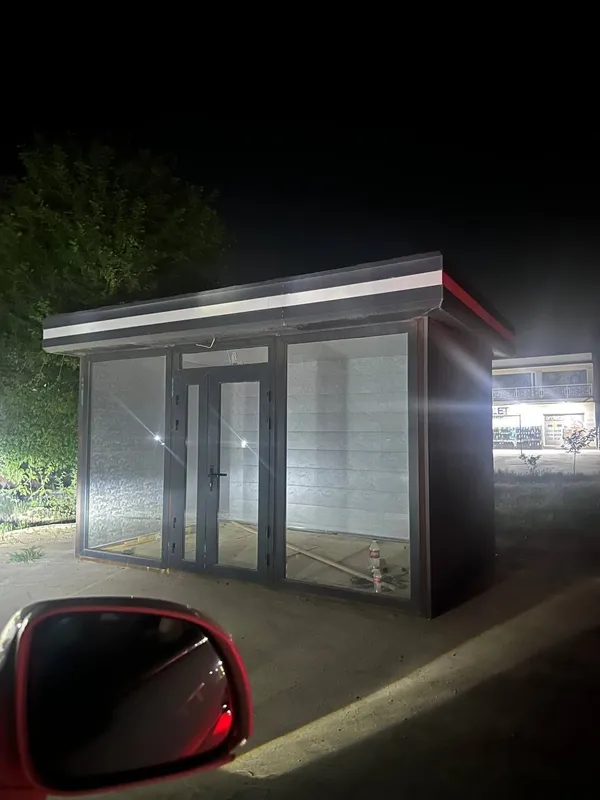 Kóchma dókon sotiladi. Uzunligi 2,5 Bóyi 4 metr 1 Kóchma dókon sotiladi. Uzunligi 2,5 Bóyi 4 metr 1