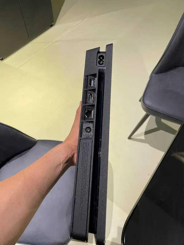 Playstation 4 SLim + 2 gamepad + disk MORTAL KOMBAT XL — фото 3