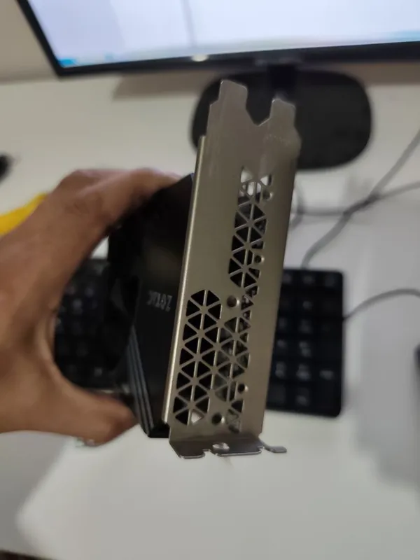 Zotac P106 3 gb 192bit videokarta 2 Zotac P106 3 gb 192bit videokarta 2