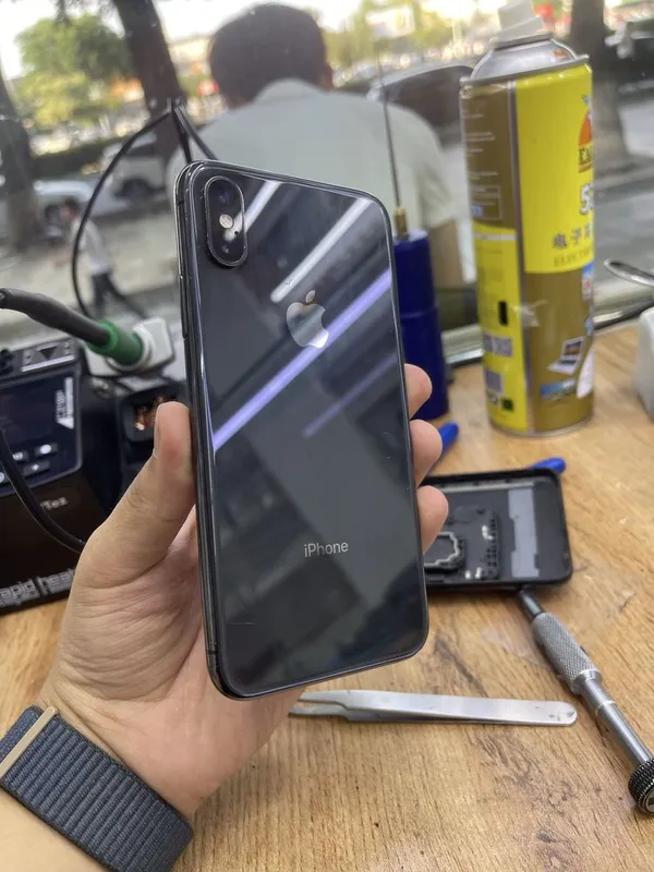 iPhone Xs 64Gb . 1 iPhone Xs 64Gb . 1
