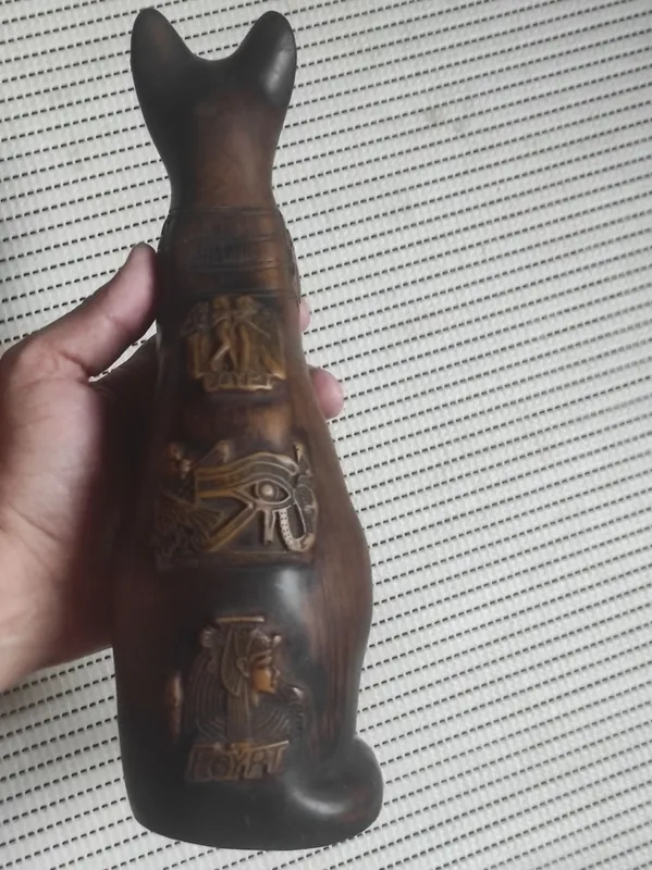 Продам Свинкса из Египта. 3 Продам Свинкса из Египта. 3