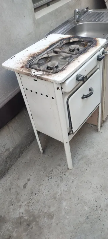 Газ плита Сотилади — фото 1