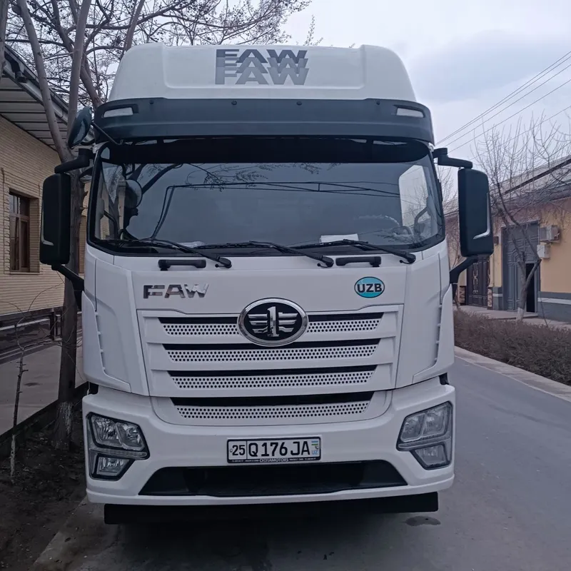 FAW JK6 сотилади! 340 талик мотор куйилган! Кузови контейнер килинган