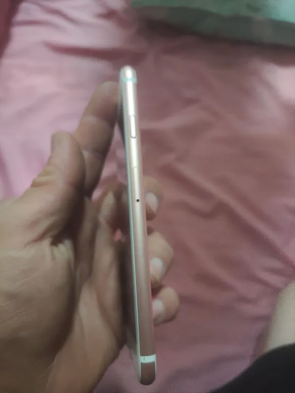 Iphone 6s Rose Gold 64Gb, в отличном состоянии, ретро 4 Iphone 6s Rose Gold 64Gb, в отличном состоянии, ретро 4