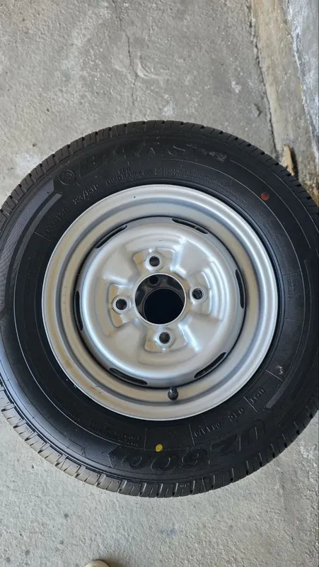 Авто Балон Дамас R12