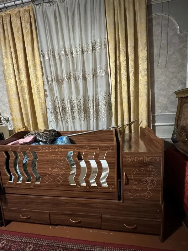 Detskiy kravat sotiladi 3 oy ishlatilgan xolati ideal