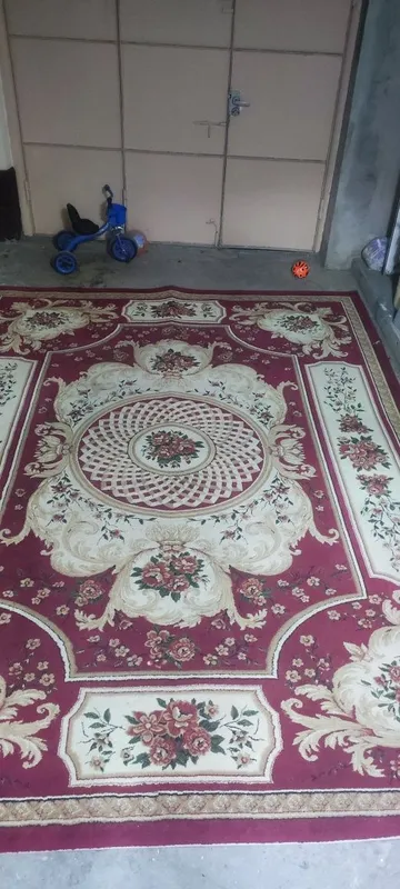Gilam sotiladi, Qizil gilam 5*3. Oq 2*5 — фото 3