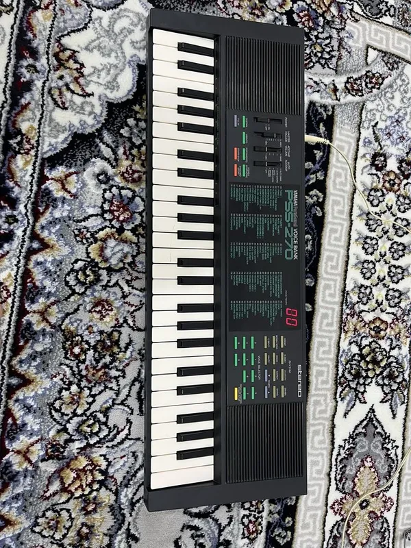 Pianino (sintezator) - YAMAHA PSS-270 — фото 2