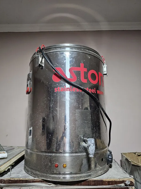 tifal somovor sotiladi 60litr