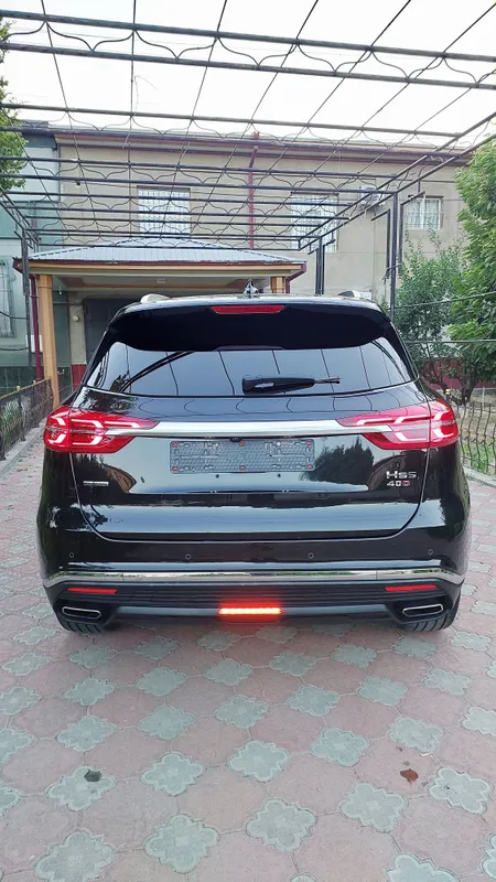 Sotiladi Hongqi SH5 4×4 kraska toza navorotlari bor 3