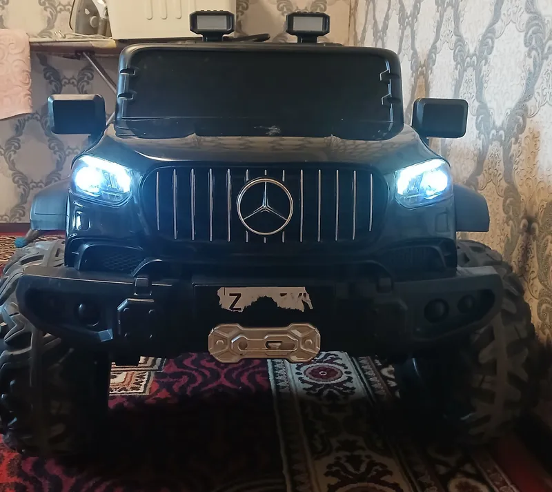 Bolalar ekektromobili