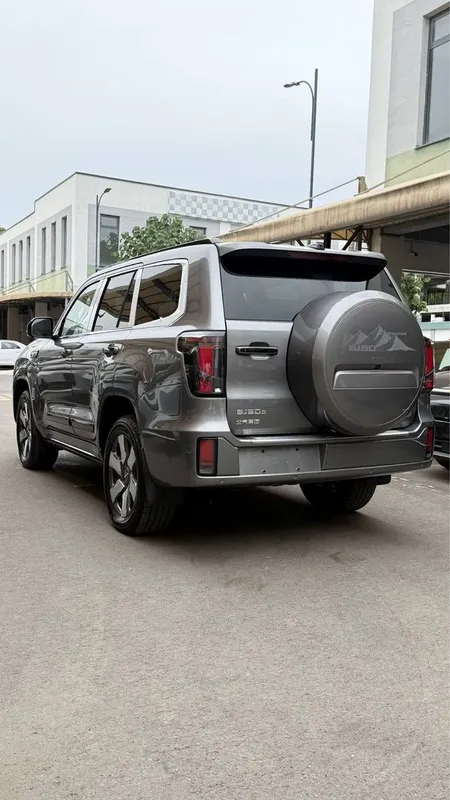 BEIJING BJ60 2024 модель 5 местный ВНЕДОРОЖНИК 8