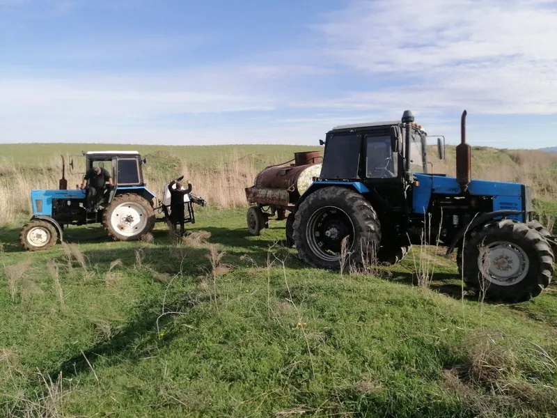 Mtz 1221 sotiladi 2009 yil mayor ideal oldi orqa ishlidi 140.milion B 3 Mtz 1221 sotiladi 2009 yil mayor ideal oldi orqa ishlidi 140.milion B 3