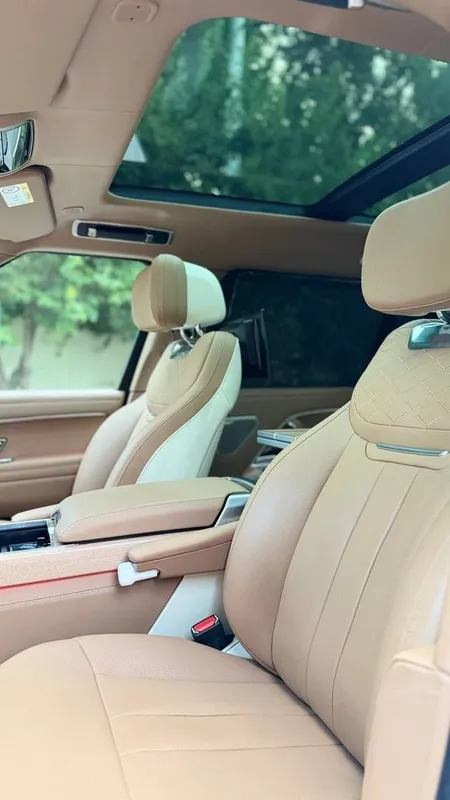 Rang Rover Vogue SV 4 Rang Rover Vogue SV 4