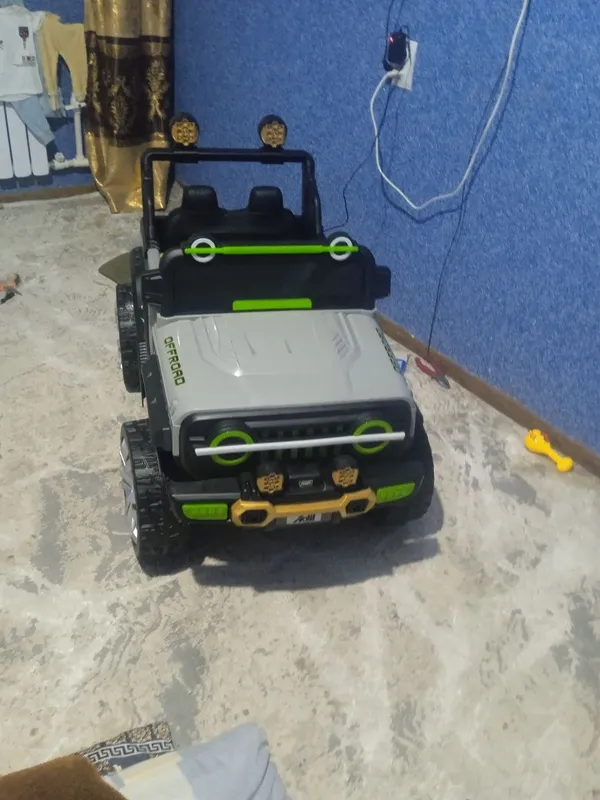 Detiski moshina OFFROAD. 70-kg gacha lik