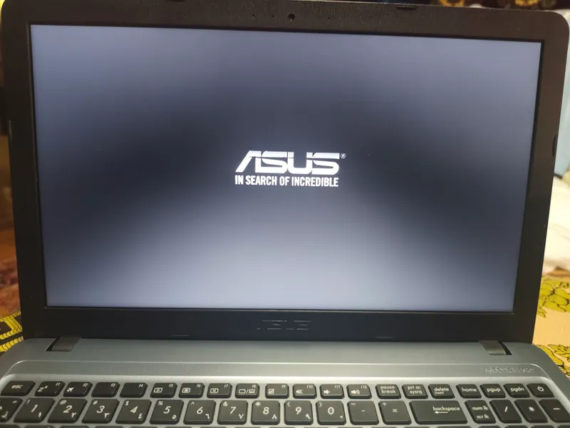 Ноутбук ASUS vivobook X540U — фото 1 Ноутбук ASUS vivobook X540U — фото 1