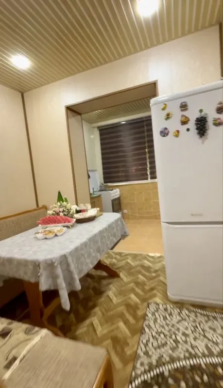 Продаётся 3 ком 2 этаж 10 мкр КАРВОН — фото 5