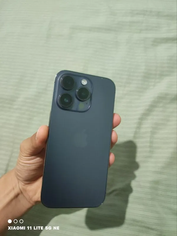 iPhone 14 Pro eSIM 1 iPhone 14 Pro eSIM 1