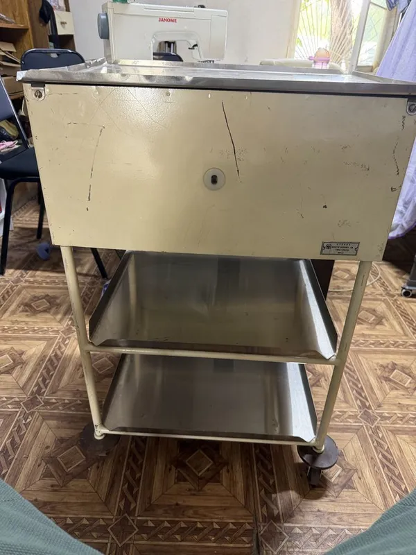 Медицинский стол 2