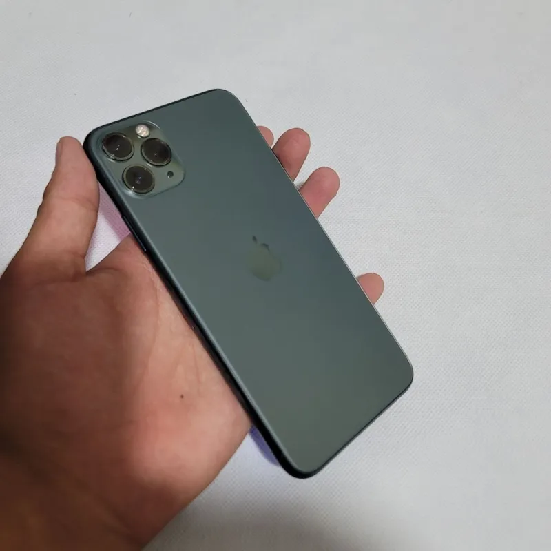 Iphone 11 pro max sotiladi Iphone 11 pro max sotiladi