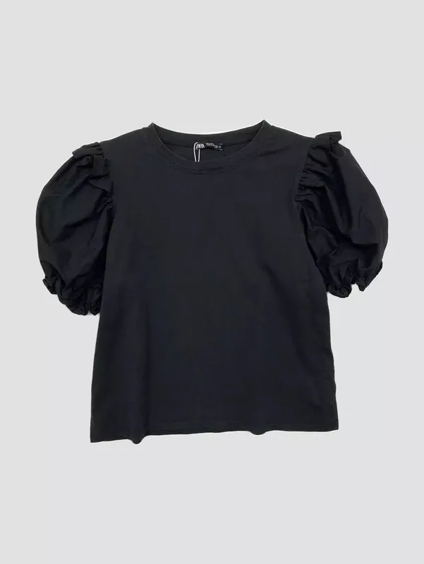 Черная блузка от Zara с объемными рукавами с оборками. Размер S 1