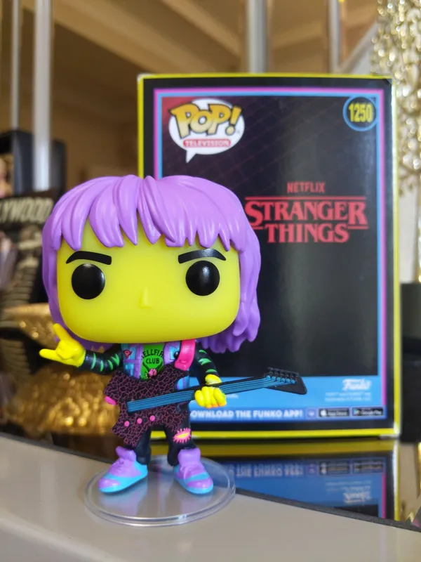 Funko pop очень странные дела Эдди