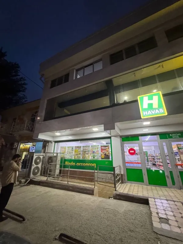 Продается Здание Вдоль Дороги Первая Линия с Готовым Арендатором 1