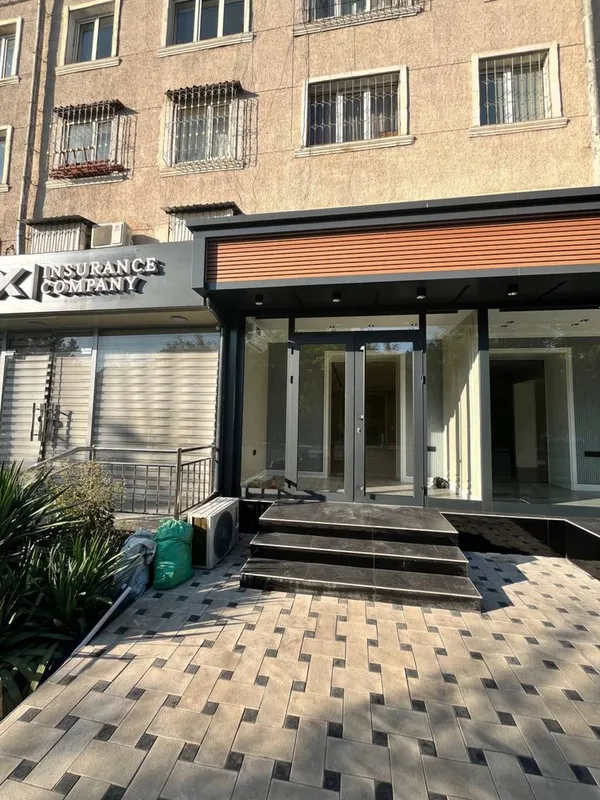 Продаётся Своя НеЖилое Ул Мукумий возле Спорт Товар , Метро Новза 1