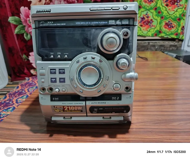 Samsung muzikalniy sentr 1 Samsung muzikalniy sentr 1