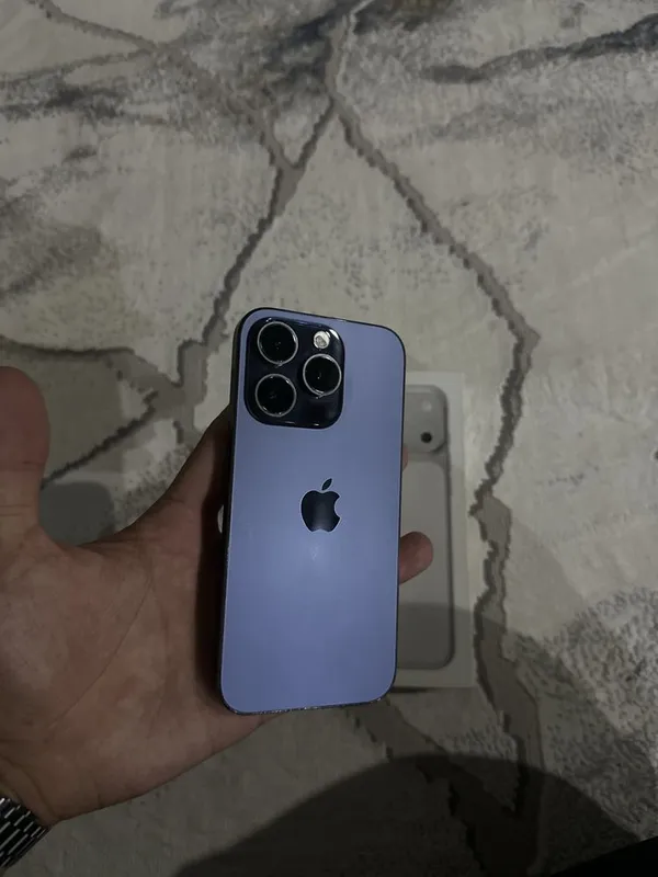 Iphane 15 pro синий 1