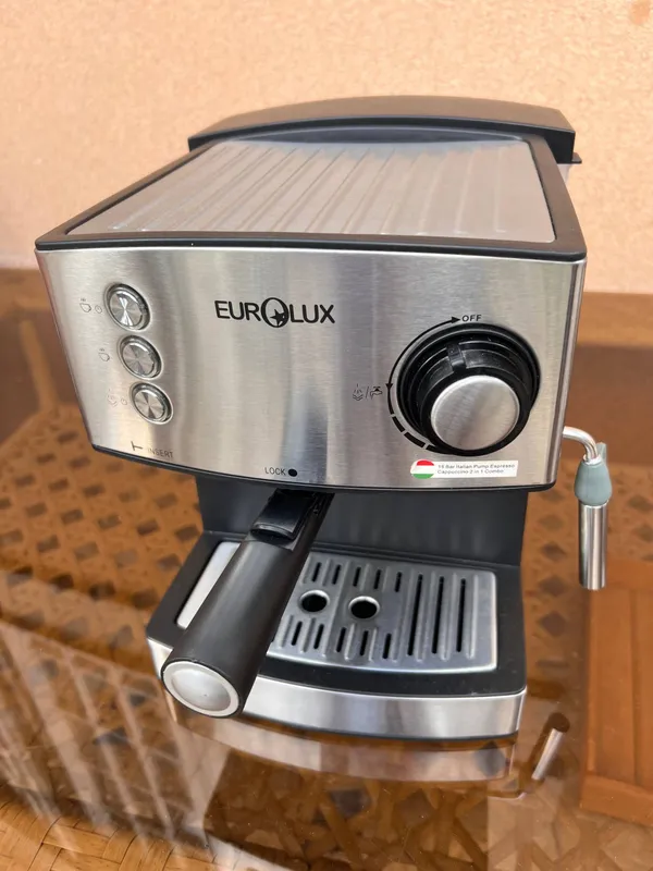 Срочно продам! 
Кофеварка Eurolux EU-CM4244BSB