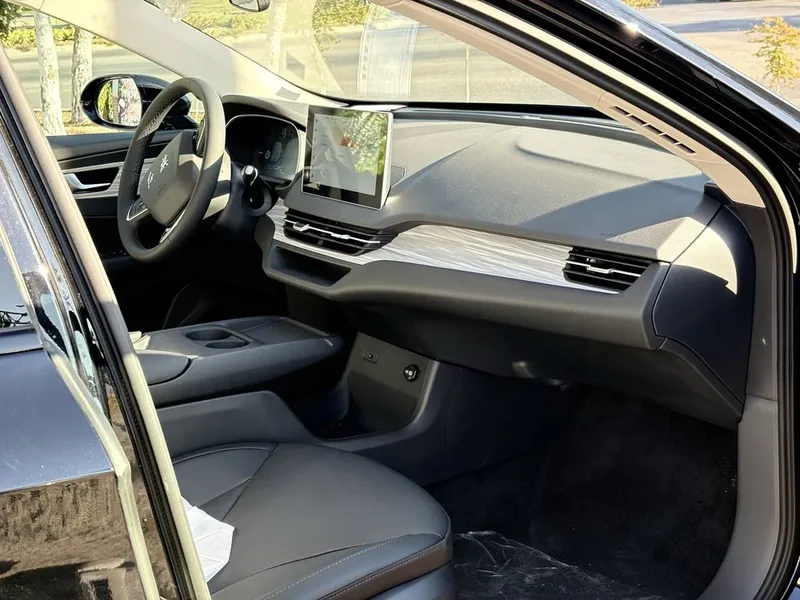 Hongqi eqm-5 500 km Под заказ 3
